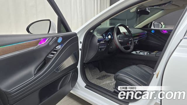 Genesis G80 (RG3) бензин 2.5 турбо AWD, 2024 11