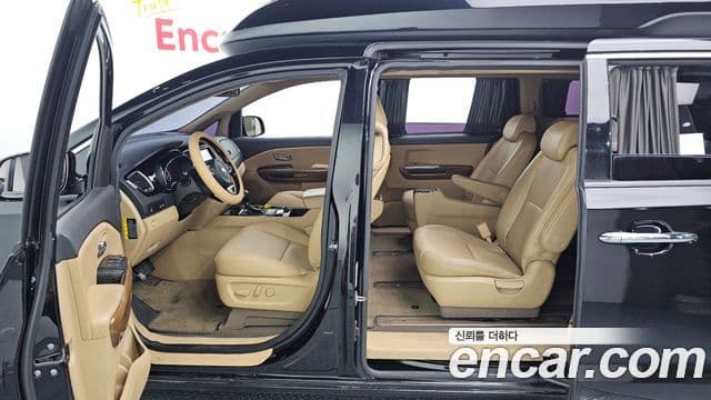 Kia All New Carnival Prestige, 2016 10