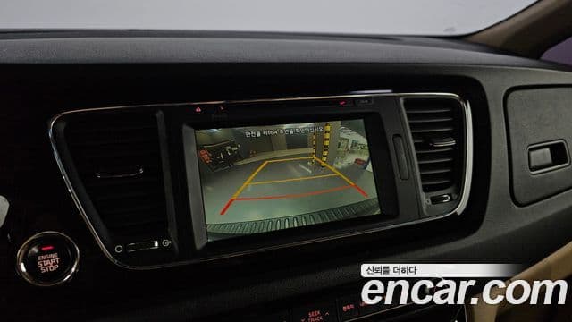 Kia All New Carnival Prestige, 2016 15