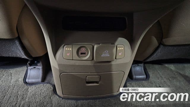 Kia All New Carnival Prestige, 2016 18