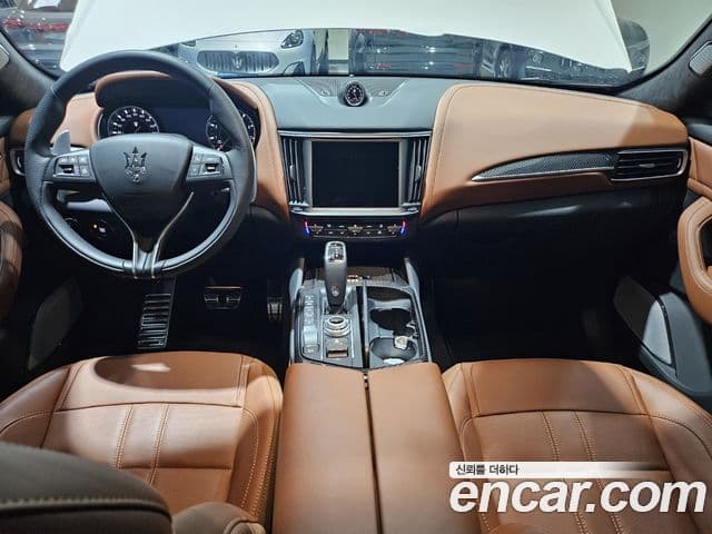 Maserati Levante 3.0 S AWD Modena, 2023 7