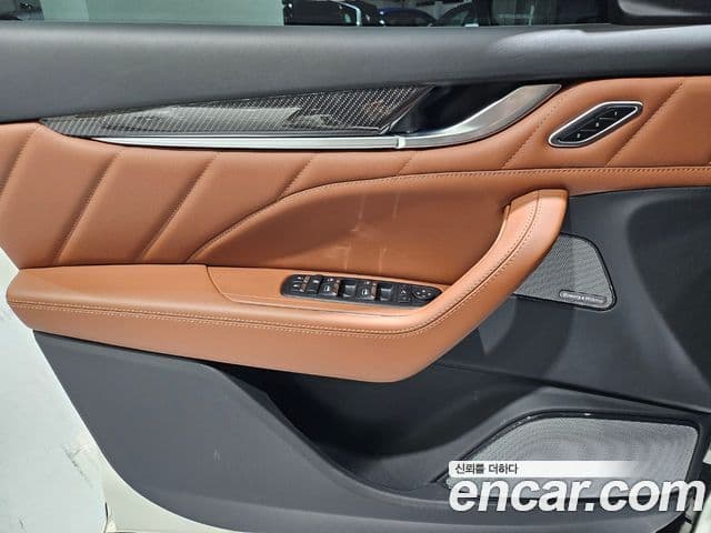 Maserati Levante 3.0 S AWD Modena, 2023 12