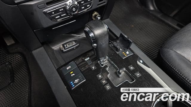 Kia Mohave 4WD KV300, 2014 9