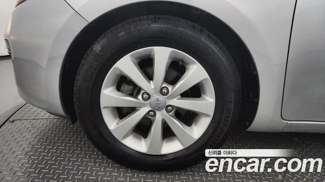 Kia All New Pride Luxury, 2012 все фото