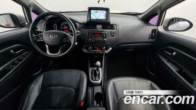 Kia All New Pride Luxury, 2012 7