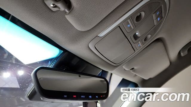 Genesis G80 Premium Luxury, 2019 19