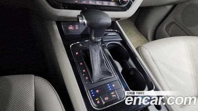 Kia All New Carnival Prestige, 2017 9