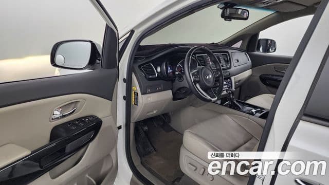 Kia All New Carnival Prestige, 2017 10