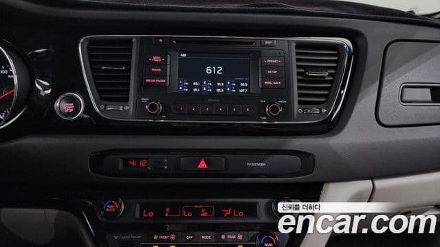 Kia All New Carnival Prestige, 2017 15