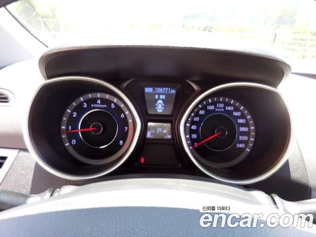 Hyundai Avante MD Premier, 2011 8