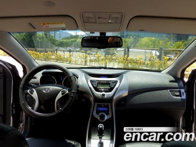 Hyundai Avante MD Premier, 2011 11