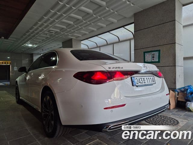 Mercedes-Benz E-класс W214 Exclusive, 2024 4