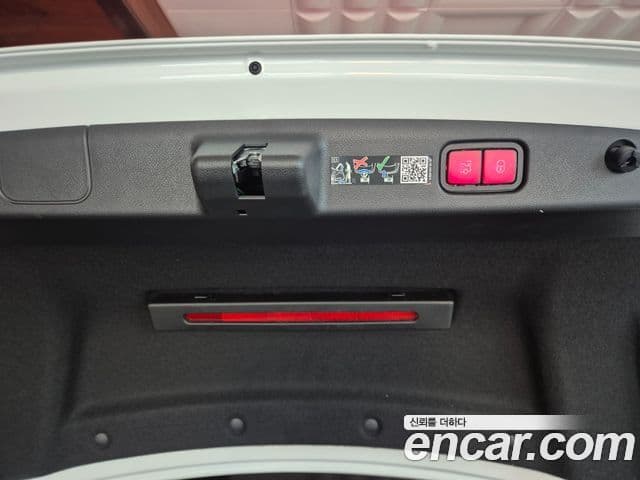 Mercedes-Benz E-класс W214 Exclusive, 2024 17