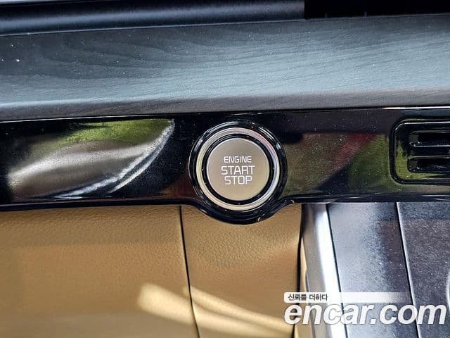 Kia Carnival 4세대 9인승 High Limousine(компания по спецнадстройкам), 2022 13