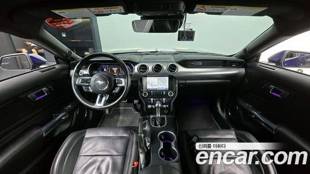 Ford Mustang купе, 2020 7