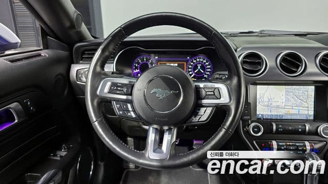 Ford Mustang купе, 2020 13