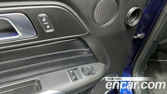 Ford Mustang купе, 2020 17