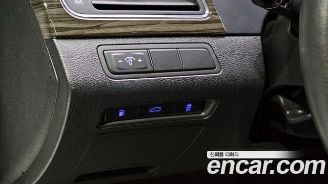 Hyundai LF Sonata LPI Modern(для людей с инвалидностью), 2015 14