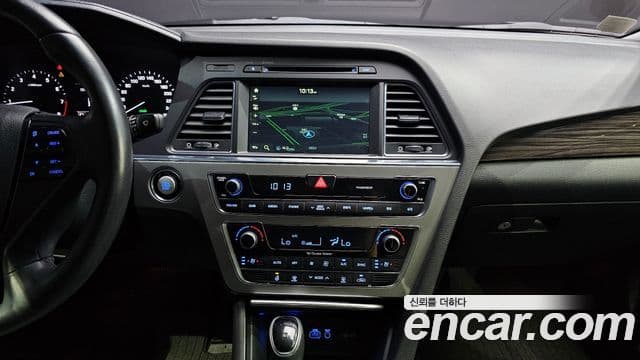 Hyundai LF Sonata LPI Modern(для людей с инвалидностью), 2015 15