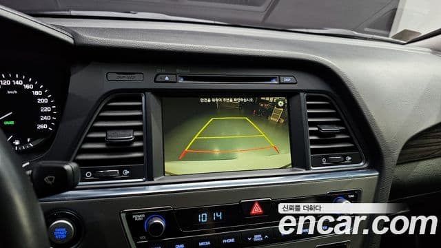 Hyundai LF Sonata LPI Modern(для людей с инвалидностью), 2015 16