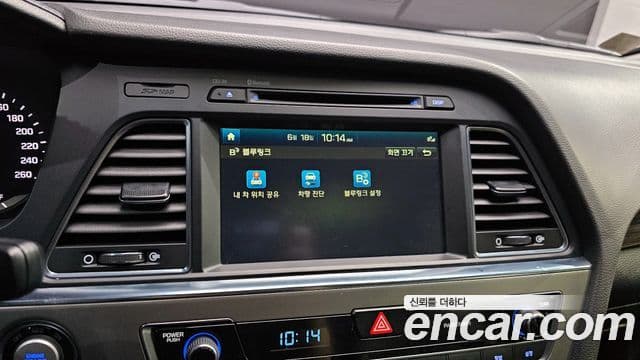 Hyundai LF Sonata LPI Modern(для людей с инвалидностью), 2015 19