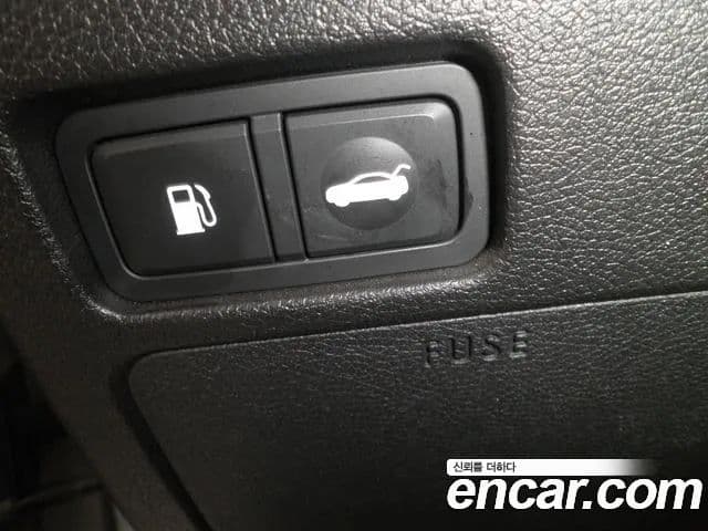 Hyundai YF Sonata Premier, 2011 12