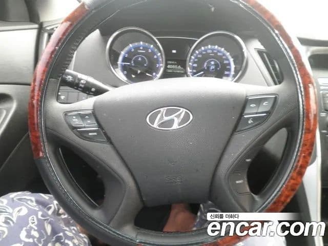 Hyundai YF Sonata Premier, 2011 14