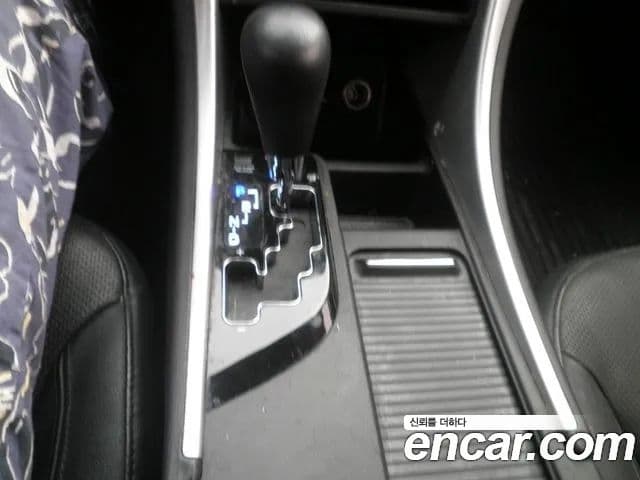 Hyundai YF Sonata Premier, 2011 17