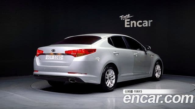 Kia K5 Special, 2011 2