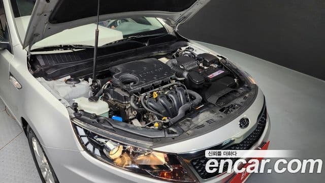 Kia K5 Special, 2011 6