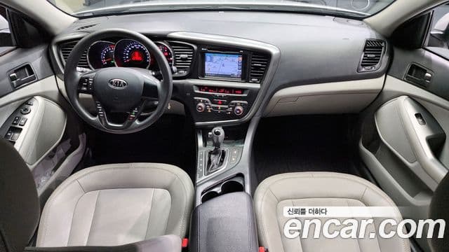 Kia K5 Special, 2011 7