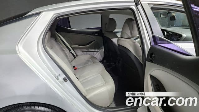 Kia K5 Special, 2011 12