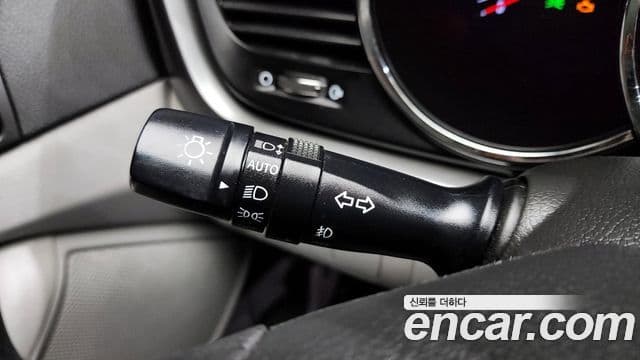 Kia K5 Special, 2011 18