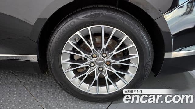 Genesis G80 (RG3) бензин 2.5 турбо AWD, 2021 все фото