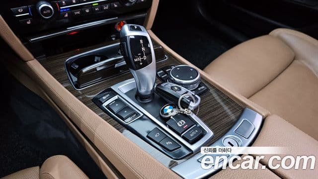 BMW 7시리즈 (F01) 740Li, 2015 9
