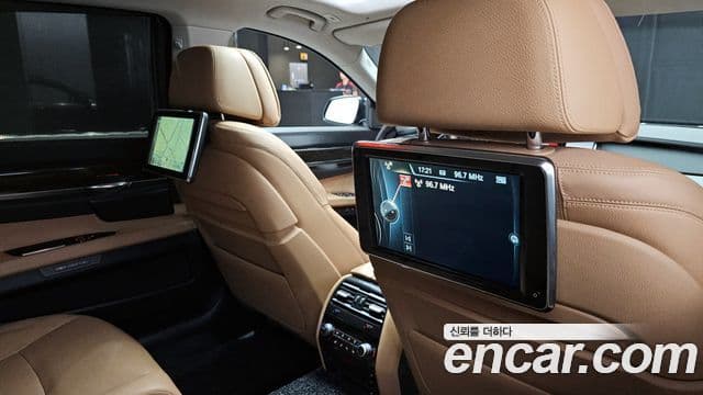 BMW 7시리즈 (F01) 740Li, 2015 17