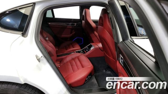 Porsche Panamera (971) 4.0 GTS, 2020 12