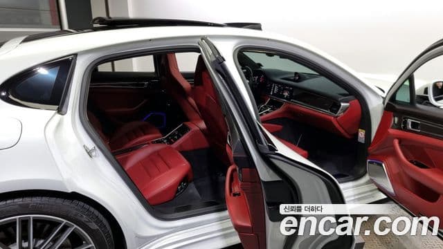 Porsche Panamera (971) 4.0 GTS, 2020 14