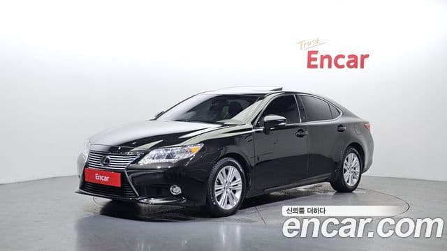 Lexus New ES350 XV60, 2015 1
