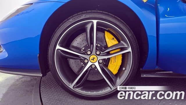 Ferrari 296 GTS 3.0 V6, 2024 все фото