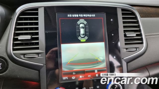 Renault Korea(Samsung) SM6 2.0 LPe RE (для людей с инвалидностью), 2017 16