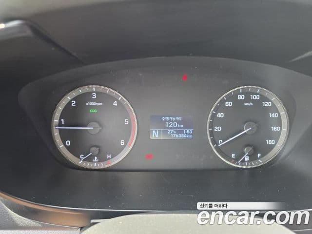 Hyundai 쏠라티 кемпер, 2016 13