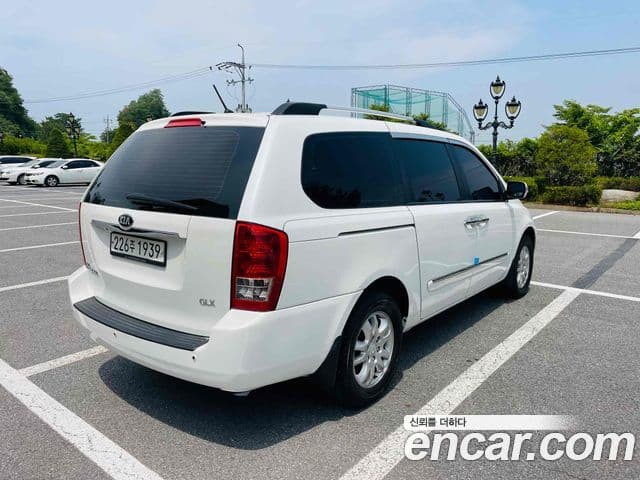 Kia Carnival R люксовая версия, 2013 4