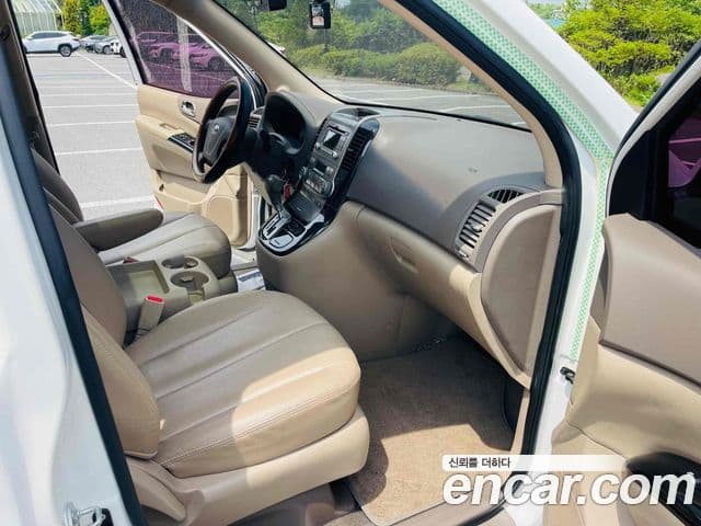 Kia Carnival R люксовая версия, 2013 11