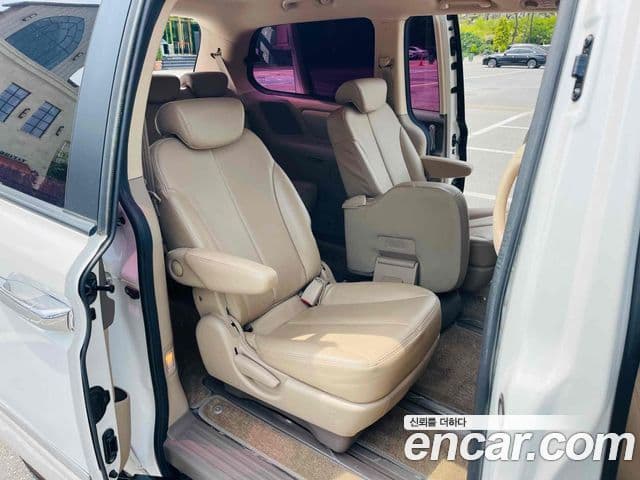 Kia Carnival R люксовая версия, 2013 13