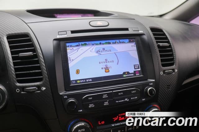 Kia K3 Trendy, 2013 14