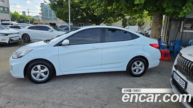 Hyundai Accent(новый кузов / новое поколение) Premier, 2012 8