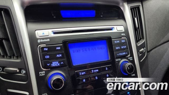 Hyundai YF Sonata Luxury, 2011 14