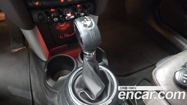 Mini Cooper 3세대, 2015 9