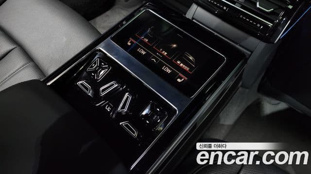 Audi A8 (D5) Premium, 2023 18